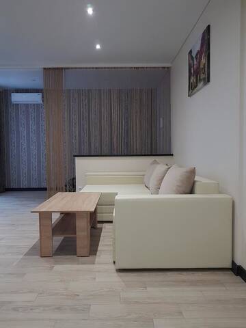 Фото номера Улучшенные апартаменты Апартаменты Apartment near the airport Kiev Zhulyany Киев Жуляны с гидромассажной ванной г. Вишневое 7
