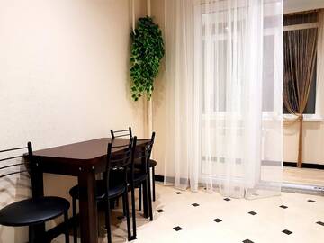 Фото номера Улучшенные апартаменты Апартаменты Apartment near the airport Kiev Zhulyany Киев Жуляны с гидромассажной ванной г. Вишневое 31