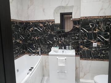 Фото номера Улучшенные апартаменты Апартаменты Apartment near the airport Kiev Zhulyany Киев Жуляны с гидромассажной ванной г. Вишневое 33